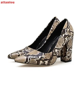 Луксозни дамски пикантни обувки-лодка от змийска кожа на висок ток с остър пръсти, вечерни модела обувки с дебел ток, 2019 г., женски тънки обувки без закопчалка